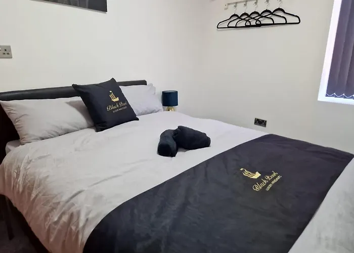 Black Pearl Luxury Apartments
